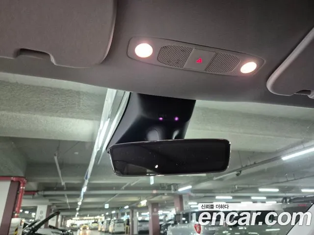 Tesla Model Y — фото 14