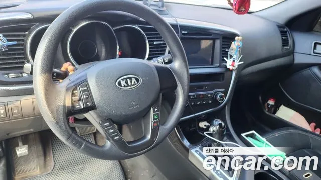 Kia K5 — фото 12