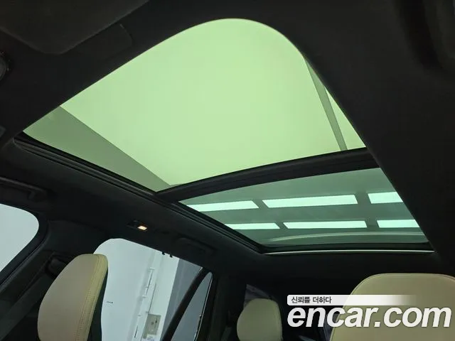 Volvo XC90 — фото 18