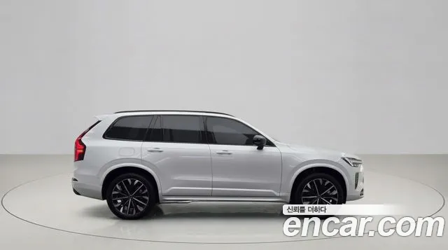 Volvo XC90 — фото 3