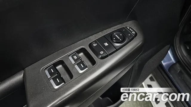 Kia Sportage — фото 19
