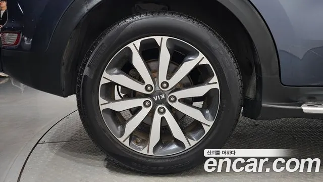 Kia Sportage — фото 21