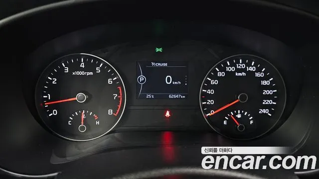 Kia Sportage — фото 8