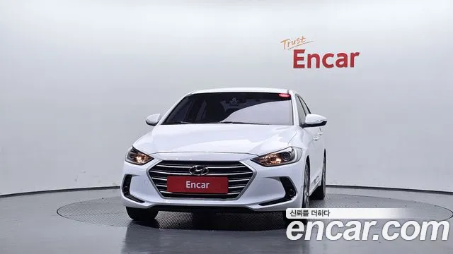 Hyundai Avante — фото 3
