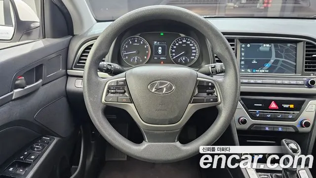 Hyundai Avante — фото 7