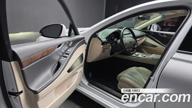 Genesis G80 — фото 10