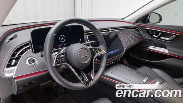 Mercedes-Benz E-Class — фото 13