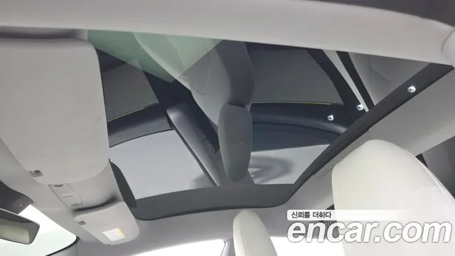Tesla Model 3 — фото 17