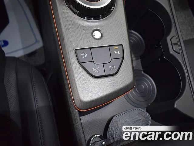 Kia Sportage — фото 15