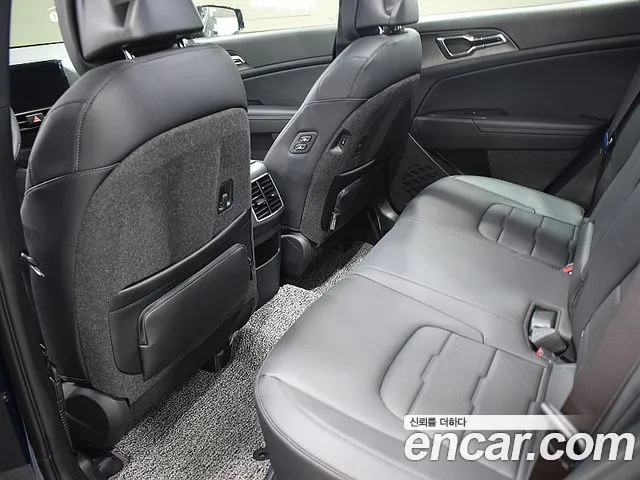 Kia Sportage — фото 6