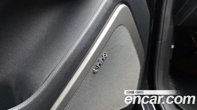 KG_Mobility_Ssangyong Rexton — фото 19