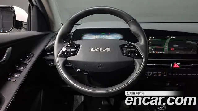 Kia Niro — фото 13