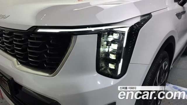 Kia Sorento — фото 22