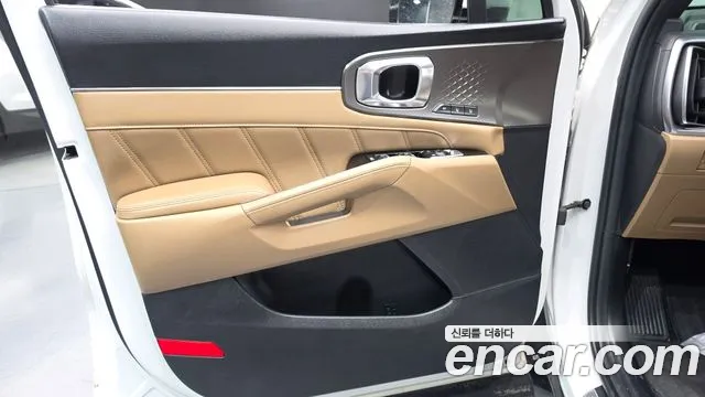 Kia Sorento — фото 24