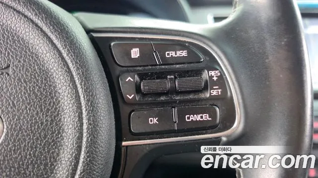 Kia Niro — фото 18