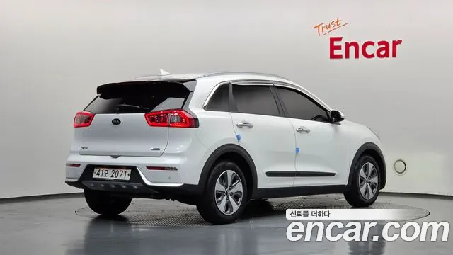 Kia Niro — фото 2