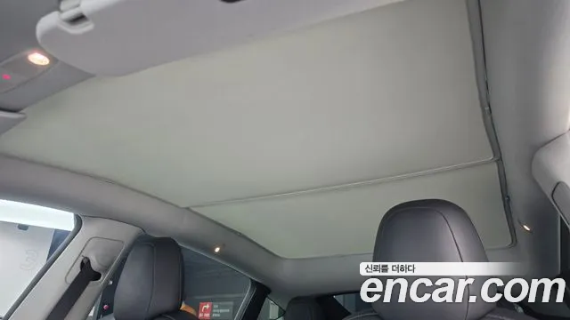 Tesla Model Y — фото 15