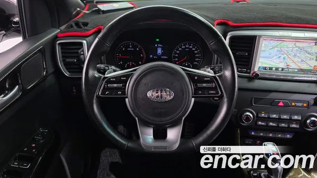 Kia Sportage — фото 12