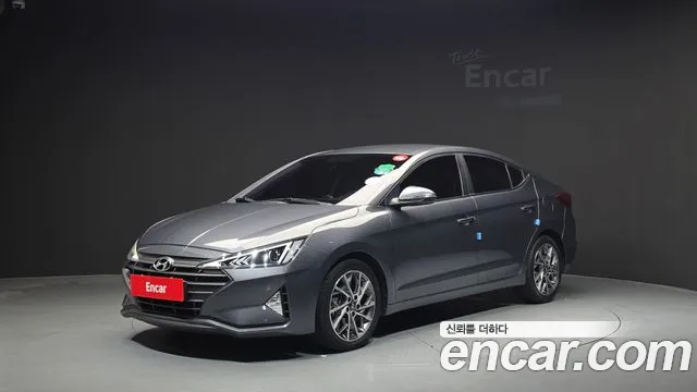Hyundai Avante — фото 1