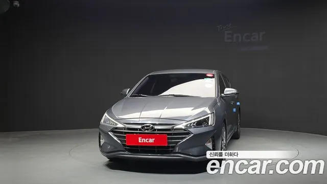 Hyundai Avante — фото 3
