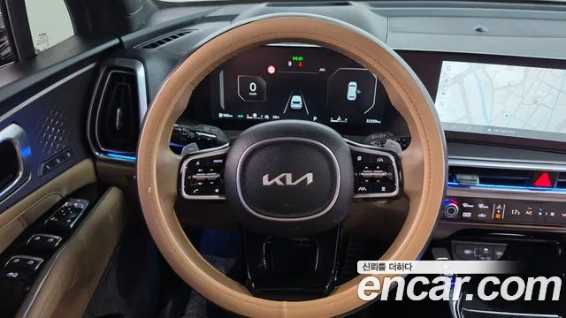 Kia Sorento — фото 12