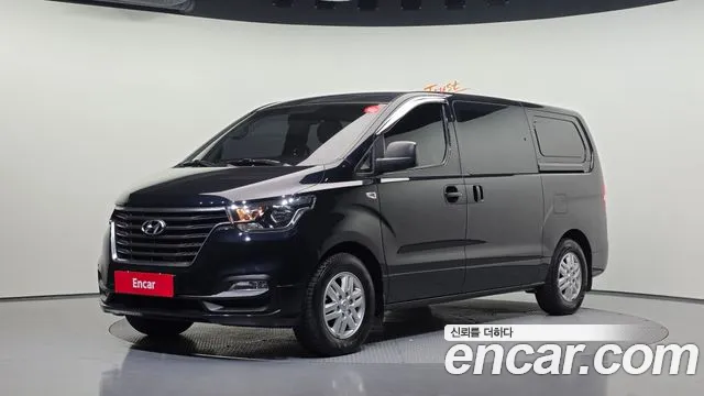 Hyundai Starex — фото 1