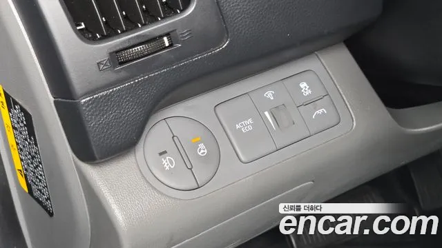 Hyundai Starex — фото 16