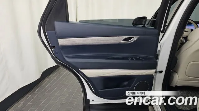 Genesis GV80 — фото 25