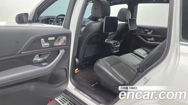 Mercedes-Benz GLS-Class — фото 11