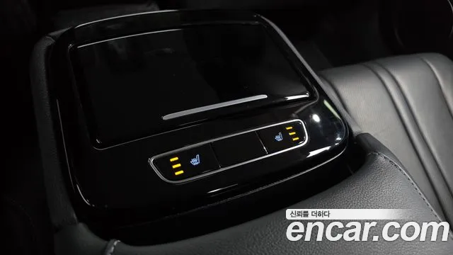 Genesis G80 — фото 19