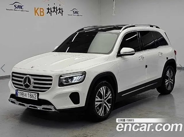 Mercedes-Benz GLB-Class — фото 1