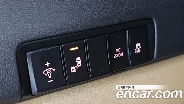 Kia Carnival — фото 14
