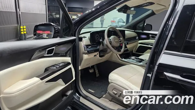 Kia Carnival — фото 10