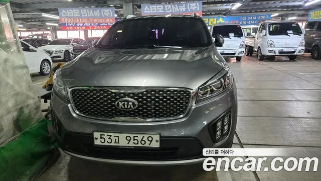 Kia Sorento — фото 1