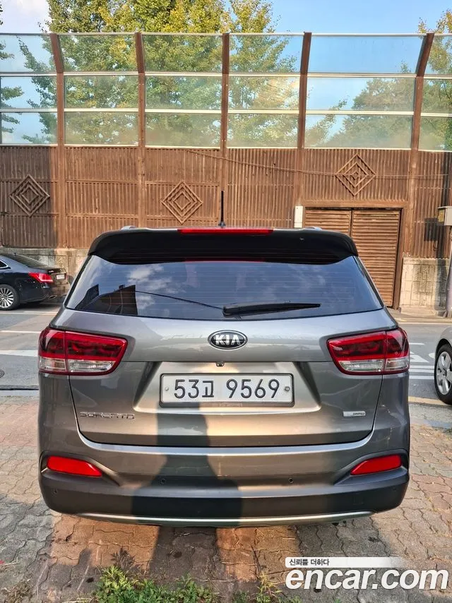Kia Sorento — фото 2