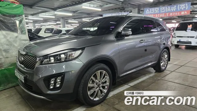 Kia Sorento — фото 5