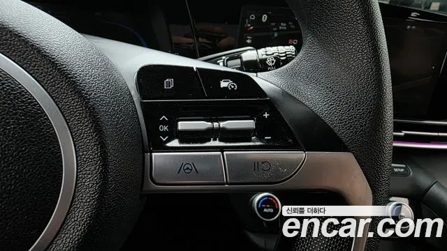 Hyundai Avante — фото 16