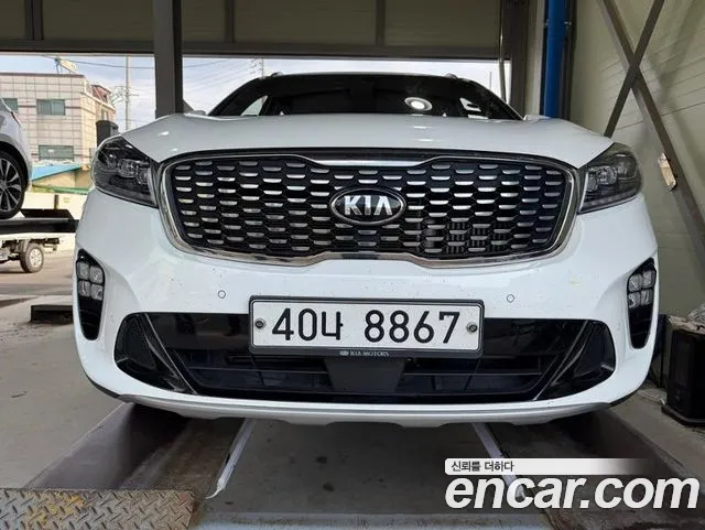 Kia Sorento — фото 1