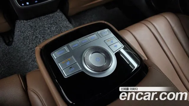 Genesis G80 — фото 18