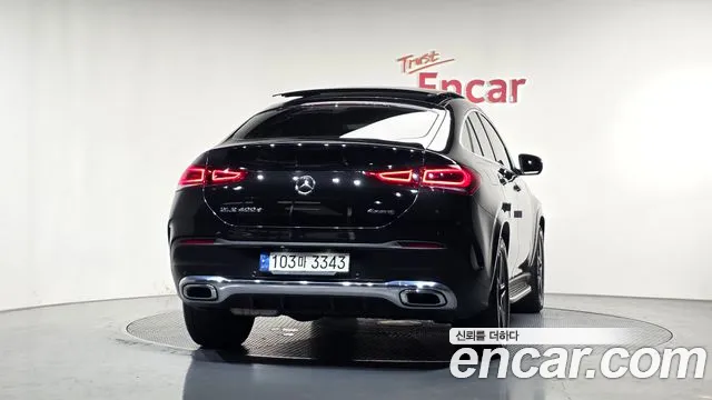 Mercedes-Benz GLE-Class — фото 4