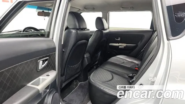 Kia Soul — фото 12