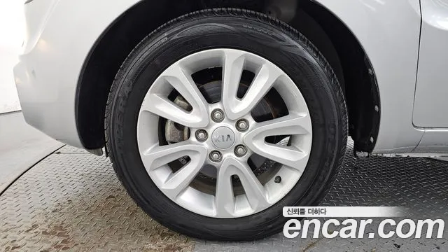 Kia Soul — фото 5
