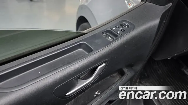 Hyundai Staria — фото 16