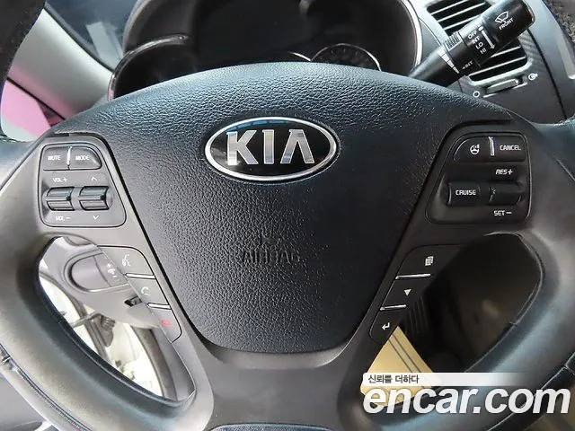Kia K3 — фото 14