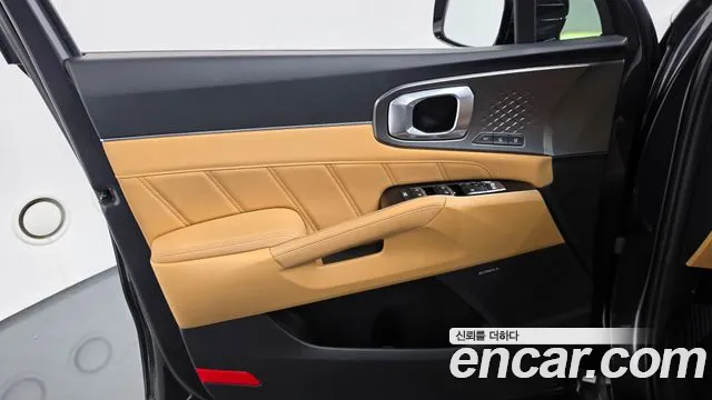 Kia Sorento — фото 24