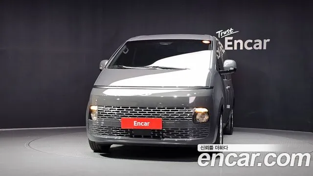 Hyundai Staria — фото 3