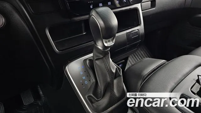 Hyundai Staria — фото 9