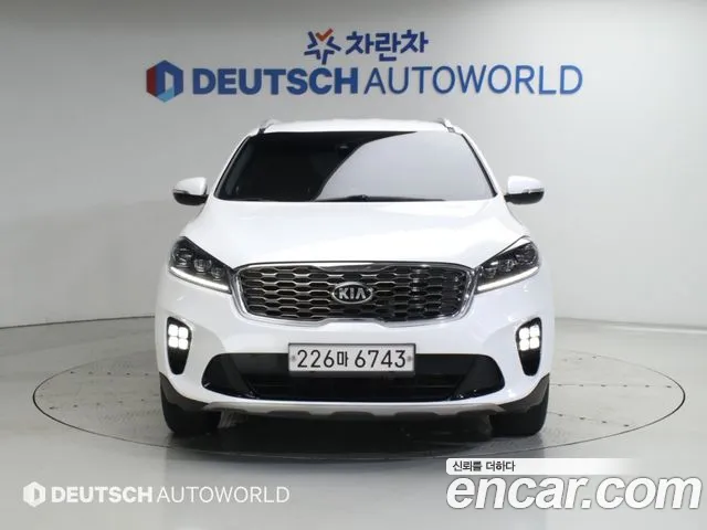 Kia Sorento — фото 1
