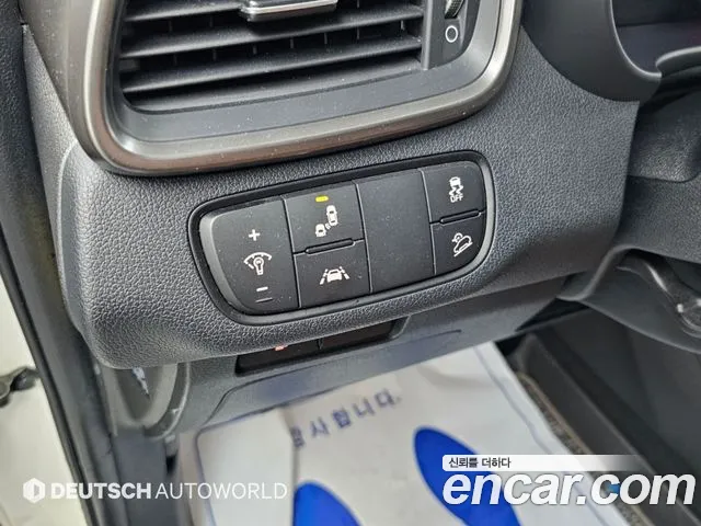 Kia Sorento — фото 16