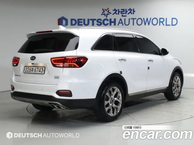 Kia Sorento — фото 2